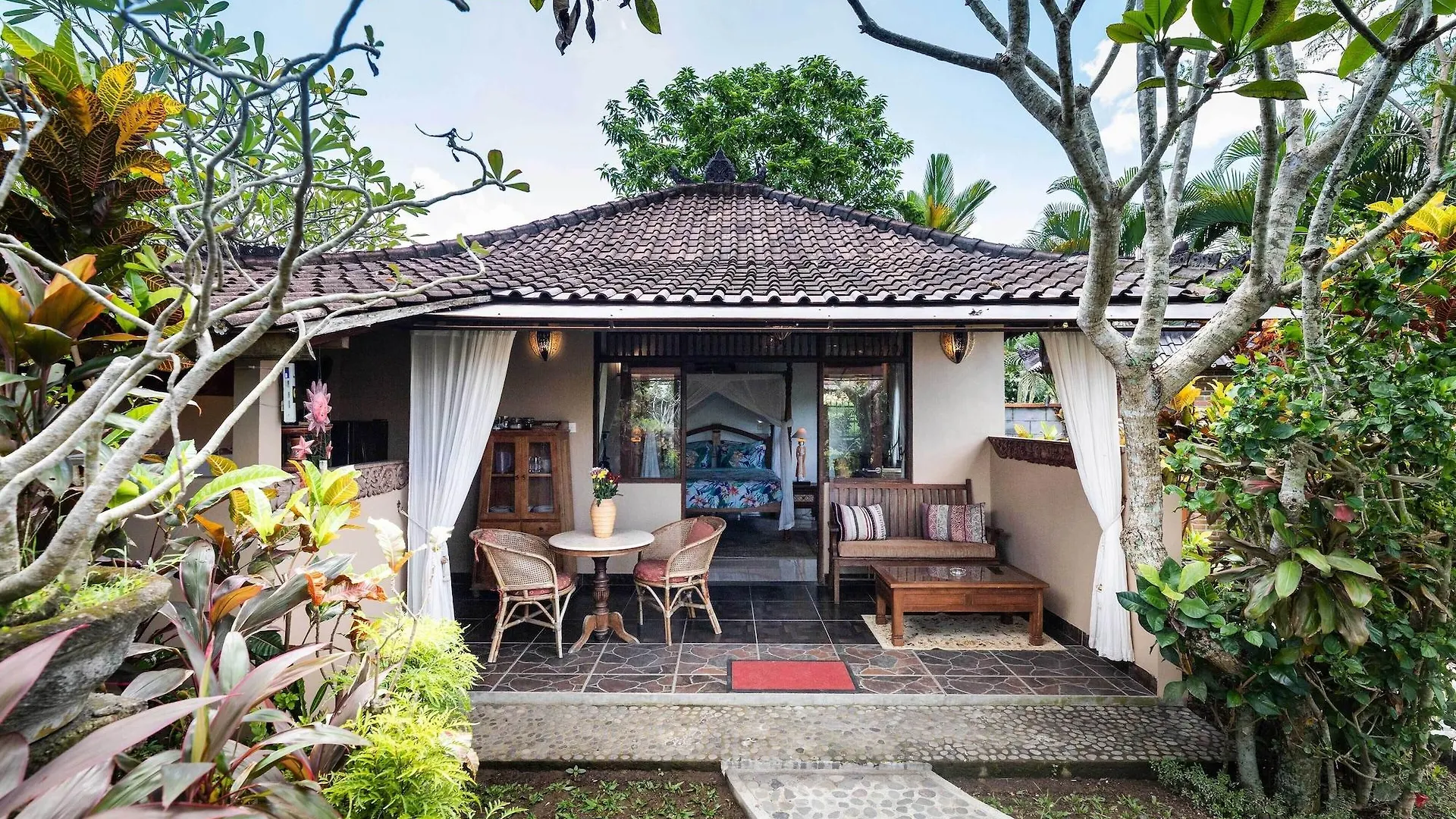 Devi'S Place Ubud Indonesia